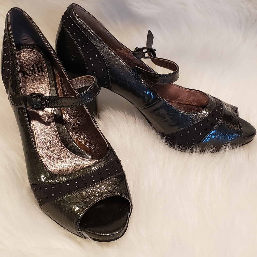 Size 8.5 Sofft Gunmetal Peep Toe Heels